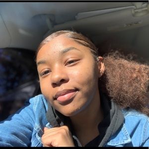 Meet your Posher, Alanah